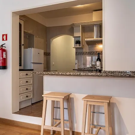 3 Bedroom Near Av. Liberdade Lägenhet Lisboa