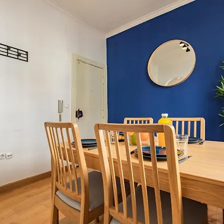 3 Bedroom Near Av. Liberdade דירה